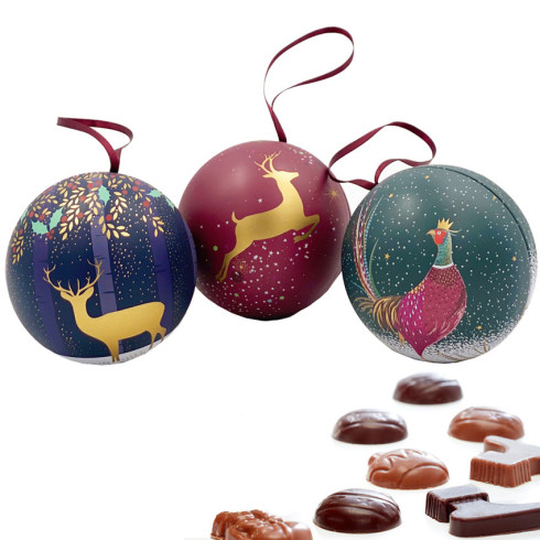 Boule de Noël en métal garnie de fritures en chocolat / Tous les chocolats de l'Avent